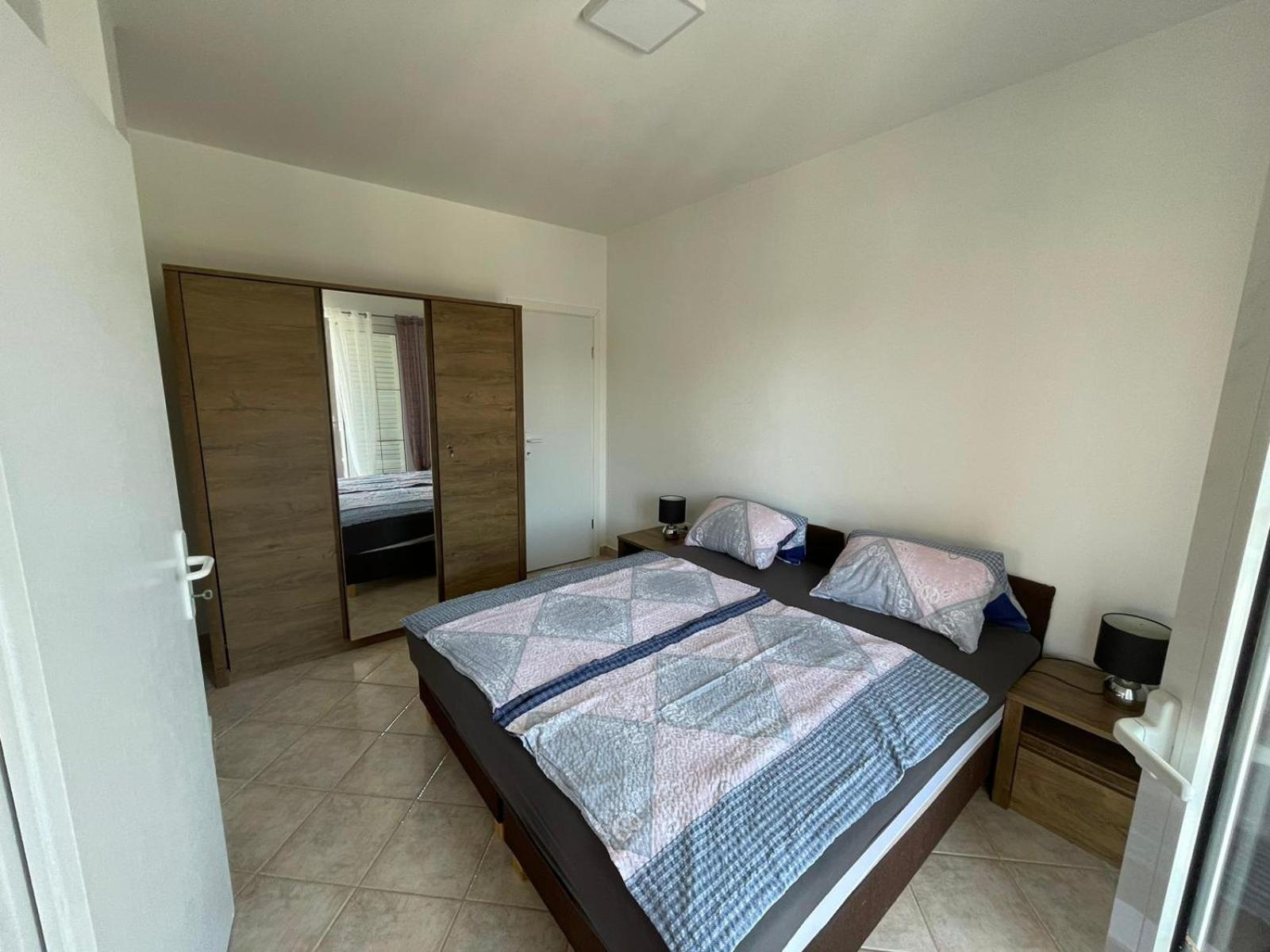 Apartmani Ira Vir Ruang foto