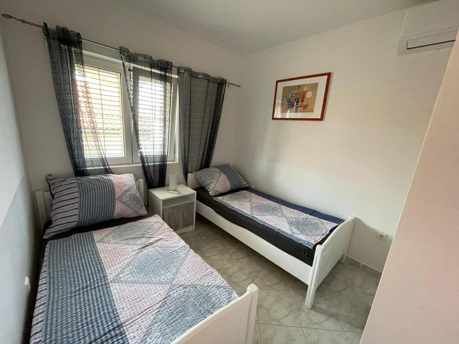 Apartmani Ira Vir Ruang foto